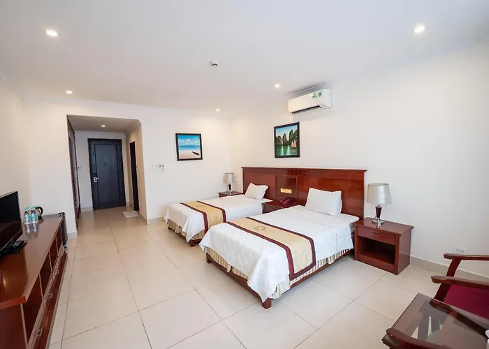 Hotel Huong Bien *