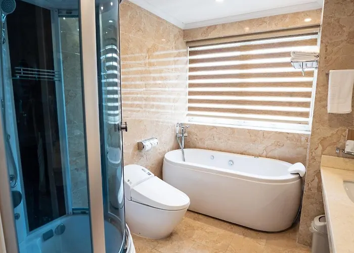 Huong Bien Hotel