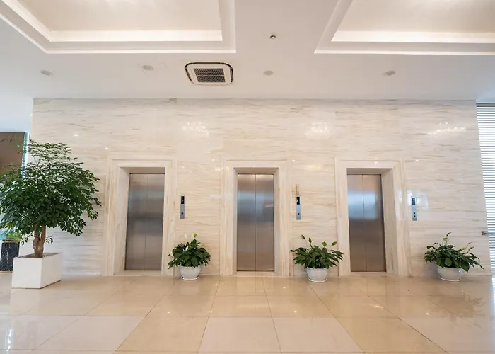 Hotel Huong Bien *