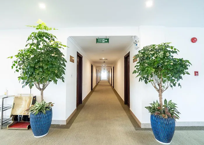 Hotel Huong Bien *